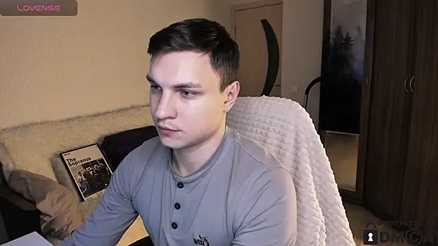 handsome guy01 online show from 18, 10, 2025