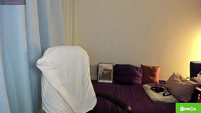 handsome guy01 online show from 20, 3, 2026