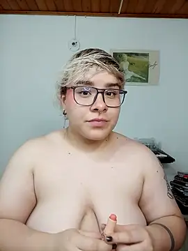 amalia love online show from 9, 11, 2025