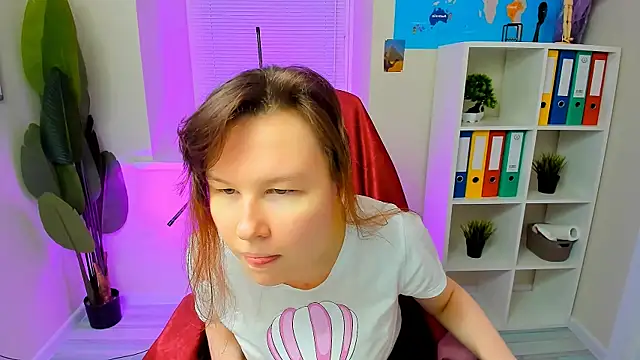 CarolGiggly online show from 3, 10, 2025