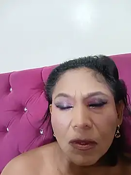 tiffany Bitch online show from 5, 6, 2026