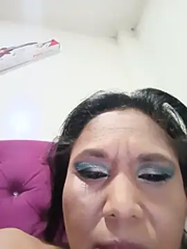tiffany Bitch online show from 29, 7, 2026