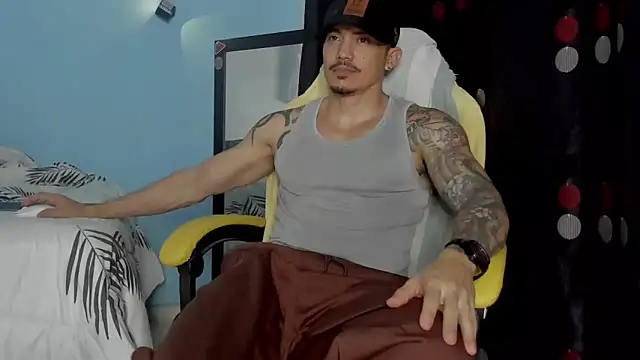 Alex motta online show from 3, 11, 2025