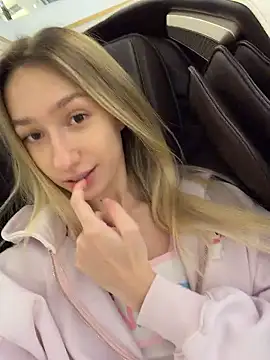 Lia  Love online show from 7, 1, 2026