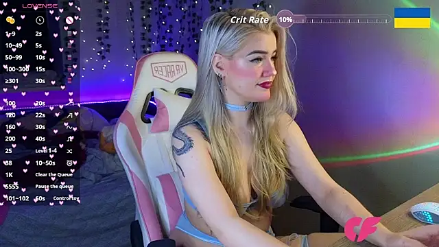 RedVelveten online show from 11, 11, 2025