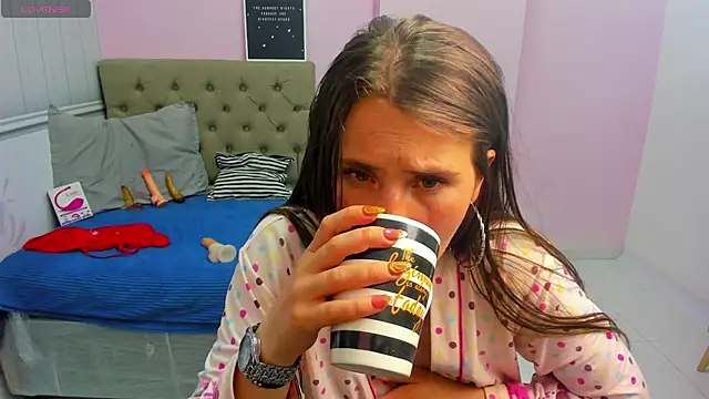 Snapshot of lauren_rios7 chatting on 15, 2, 2025 lauren rios7 online show from 15, 2, 2025