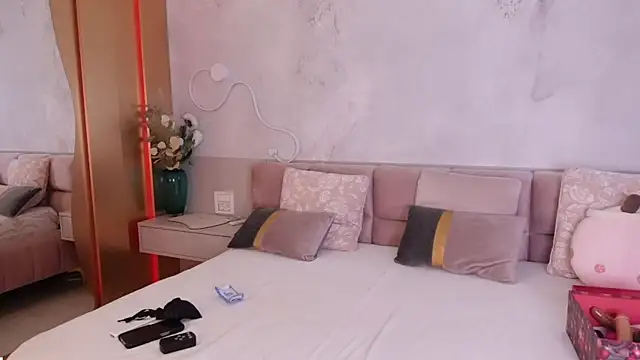 JullyBlair online show from 13, 3, 2025