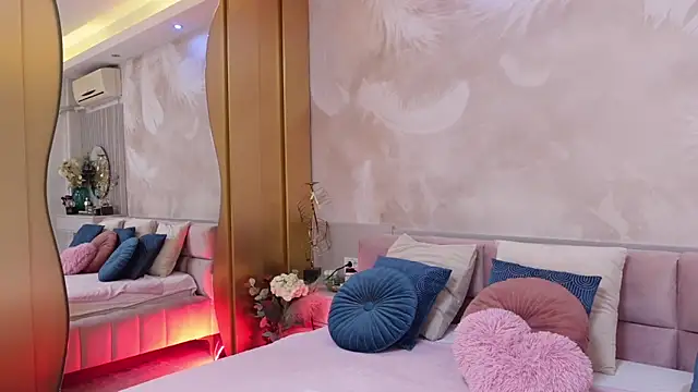 JullyBlair online show from 25, 10, 2025