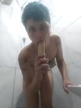 Luci foxx online show from 28, 9, 2025