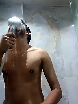 skinnyyyyyyyyy online show from 8, 4, 2026