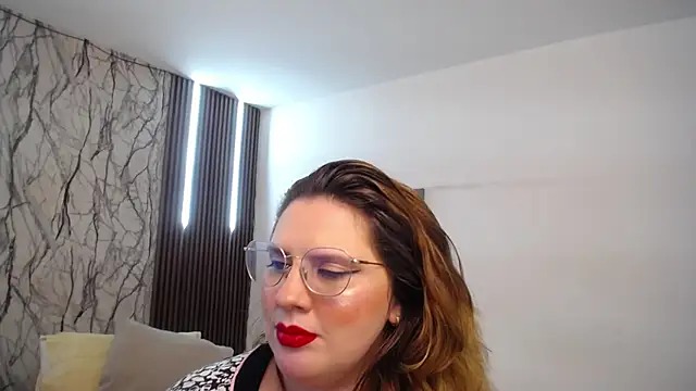 MartinaGuzmann online show from 17, 3, 2025