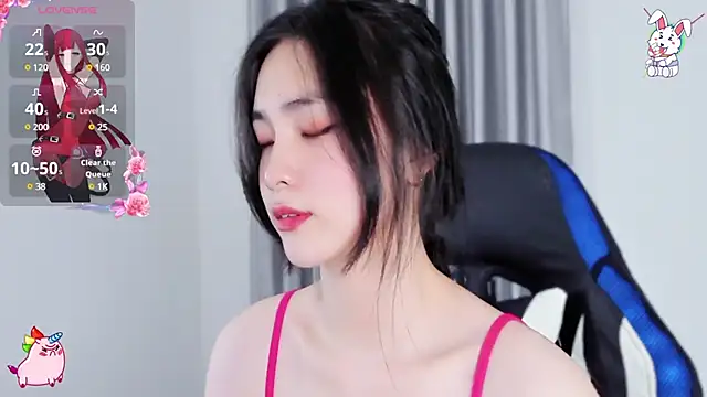 CelestiaWang online show from 4, 1, 2025