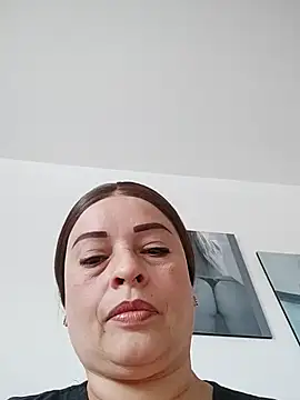  Prinscarlet  online show from 5, 3, 2026