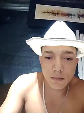 tayson  online show from 20, 4, 2026