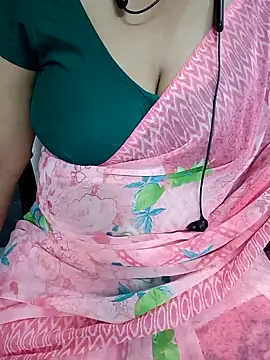 Snapshot of Yours_Radika chatting on 21, 1, 2025 Yours Radika online show from 21, 1, 2025