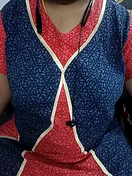 Snapshot of Yours_Radika chatting on 14, 2, 2025 Yours Radika online show from 14, 2, 2025