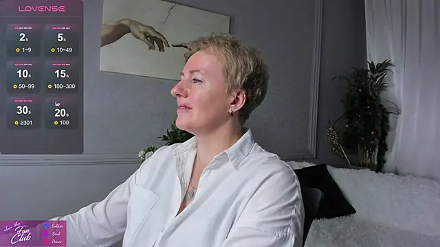 Nika Smit online show from 12, 1, 2025