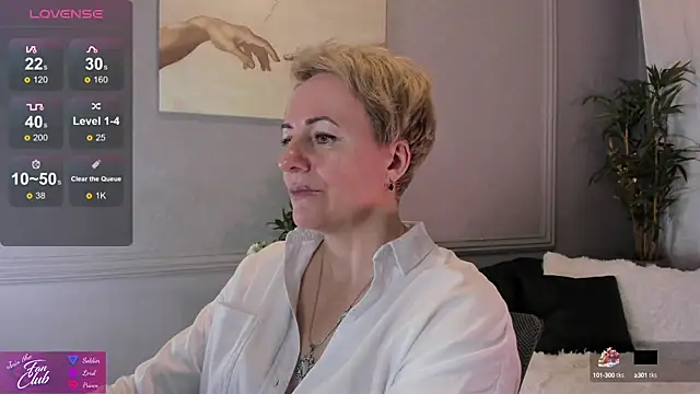 Nika Smit online show from 18, 1, 2025