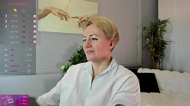 Nika Smit online show from 26, 1, 2025