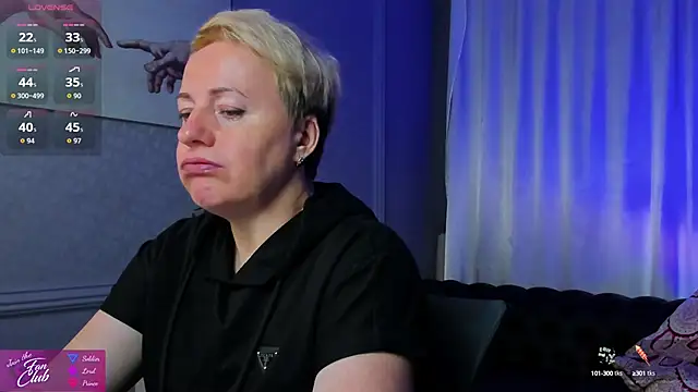 Nika Smit online show from 18, 9, 2025