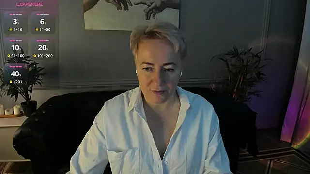 Nika Smit online show from 15, 11, 2025