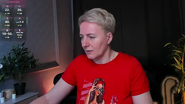 Nika Smit online show from 25, 4, 2026