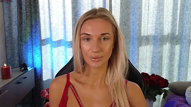 Megan Kira online show from 13, 3, 2026