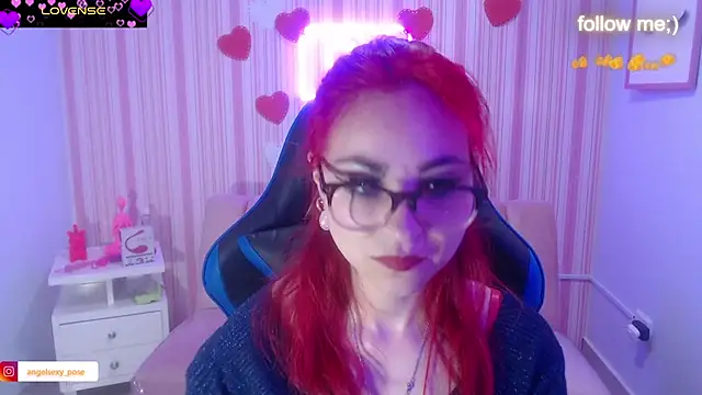 abril ch  online show from 4, 3, 2025