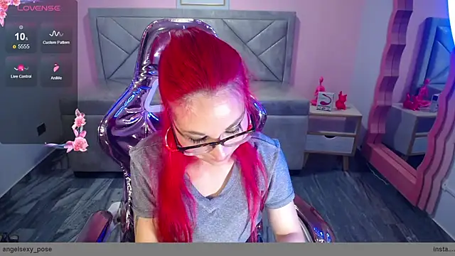 abril ch  online show from 3, 12, 2025