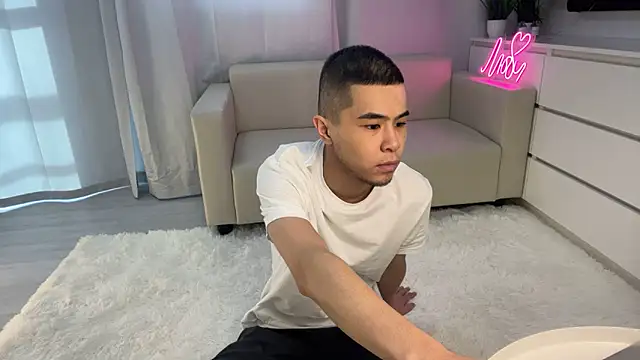 Dylan mercy online show from 8, 2, 2025