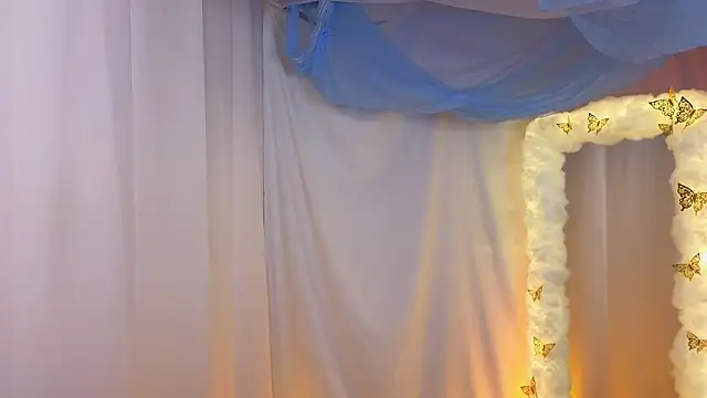 AlisiaSpinnet  online show from 20, 1, 2025