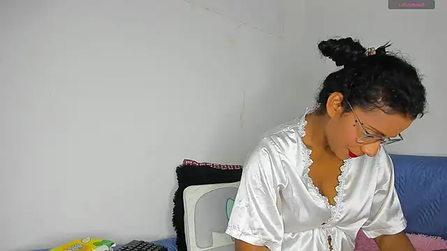 Nenita Hot  online show from 20, 3, 2025