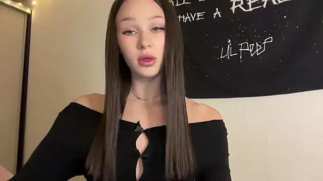 ur molly online show from 7, 11, 2025