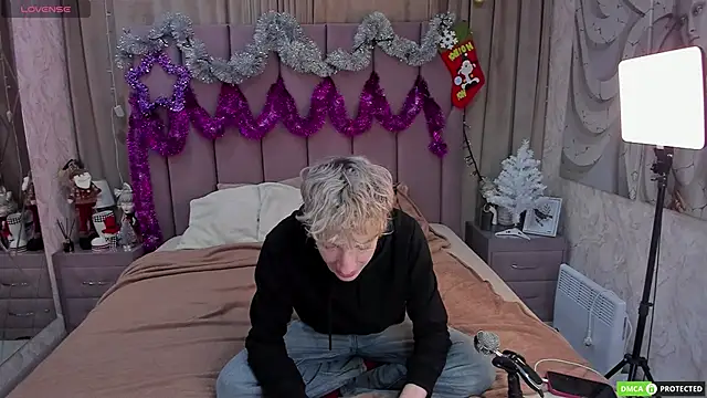 TrevorBenson online show from 15, 12, 2025