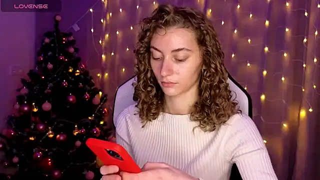 lady curls online show from 14, 12, 2024