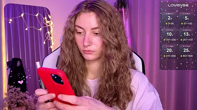 lady curls online show from 22, 3, 2025