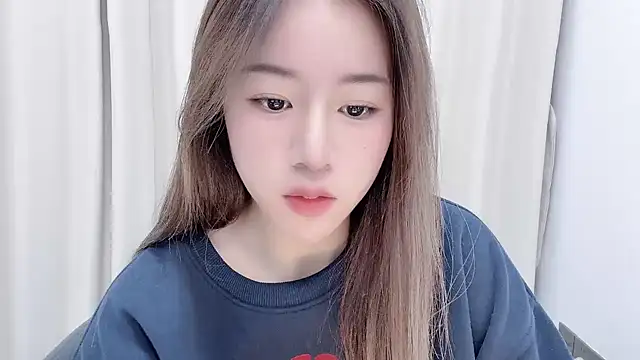 chloe-01 online show from 11, 12, 2024