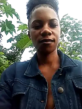 Snapshot of Yourlittlegirl19 chatting on 20, 12, 2024 Yourlittlegirl19 online show from 20, 12, 2024