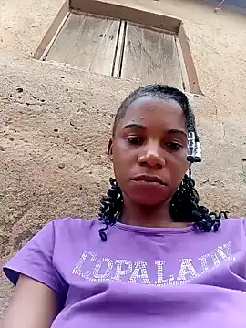 Snapshot of Yourlittlegirl19 chatting on 8, 1, 2025 Yourlittlegirl19 online show from 8, 1, 2025
