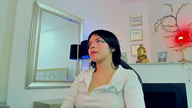 NattashaHotson online show from 8, 1, 2025