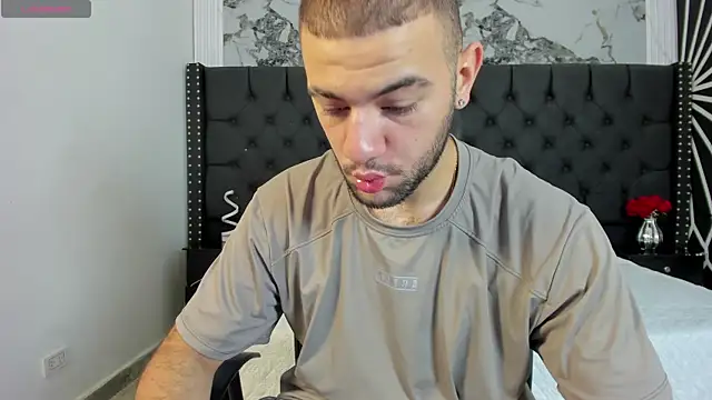 MaximusDick1  online show from 28, 5, 2026