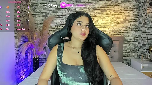 Snapshot of ariadna_milano chatting on 4, 3, 2025 ariadna milano online show from 4, 3, 2025