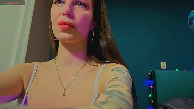 the perfectgirl online show from 10, 2, 2026