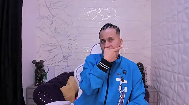 Im Milan Rs online show from 22, 2, 2025