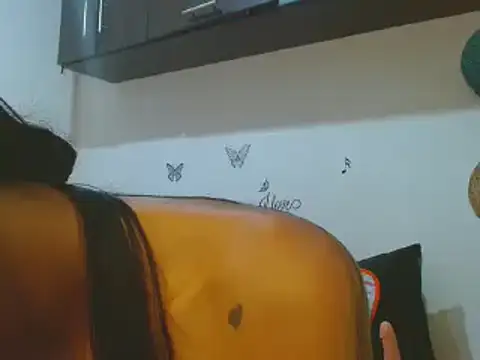 Snapshot of dulcelatina222 chatting on 27, 12, 2024 dulcelatina222 online show from 27, 12, 2024