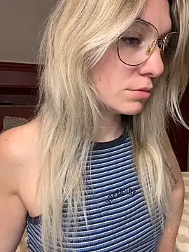 carlaaa online show from 17, 4, 2026