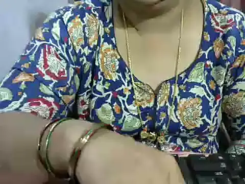 Snapshot of Naughty_Nityaa chatting on 19, 1, 2025 Naughty Nityaa online show from 19, 1, 2025