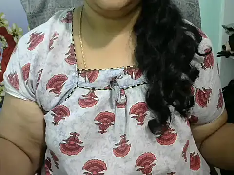 Snapshot of Naughty_Nityaa chatting on 10, 3, 2025 Naughty Nityaa online show from 10, 3, 2025