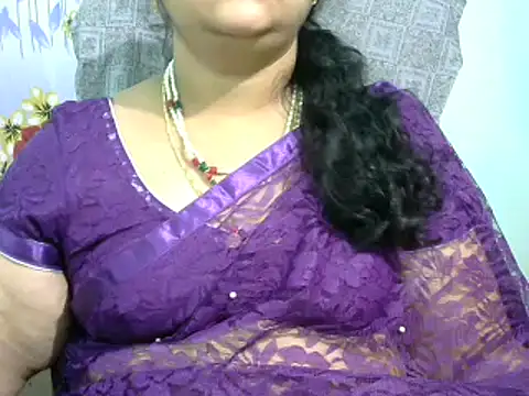 Snapshot of Naughty_Nityaa chatting on 22, 3, 2025 Naughty Nityaa online show from 22, 3, 2025