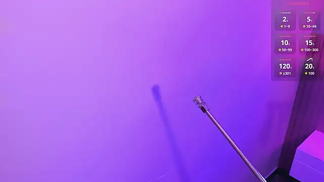 klhoe boobs online show from 26, 3, 2026